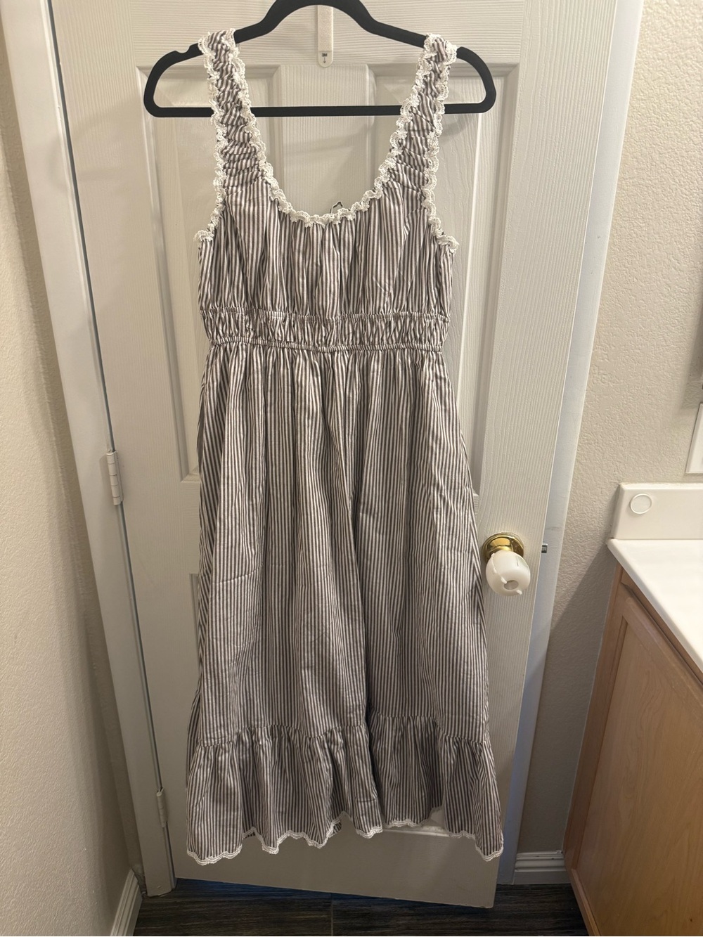 Neuflora Lisbon Dress Medium Like New Brown White Striped Midi Dress Lace Trim - Picture 3 of 4